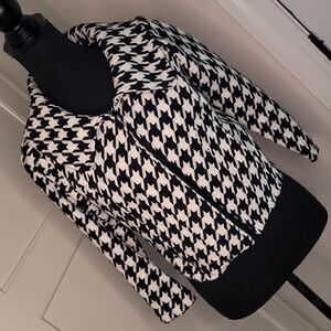 Karlie sz S  black and white woolen blend jacket